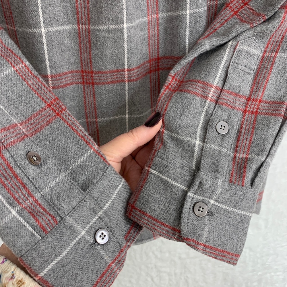 Faherty The Classic Flannel Shirt in Juliet Plaid Sz S - Picture 8 of 14